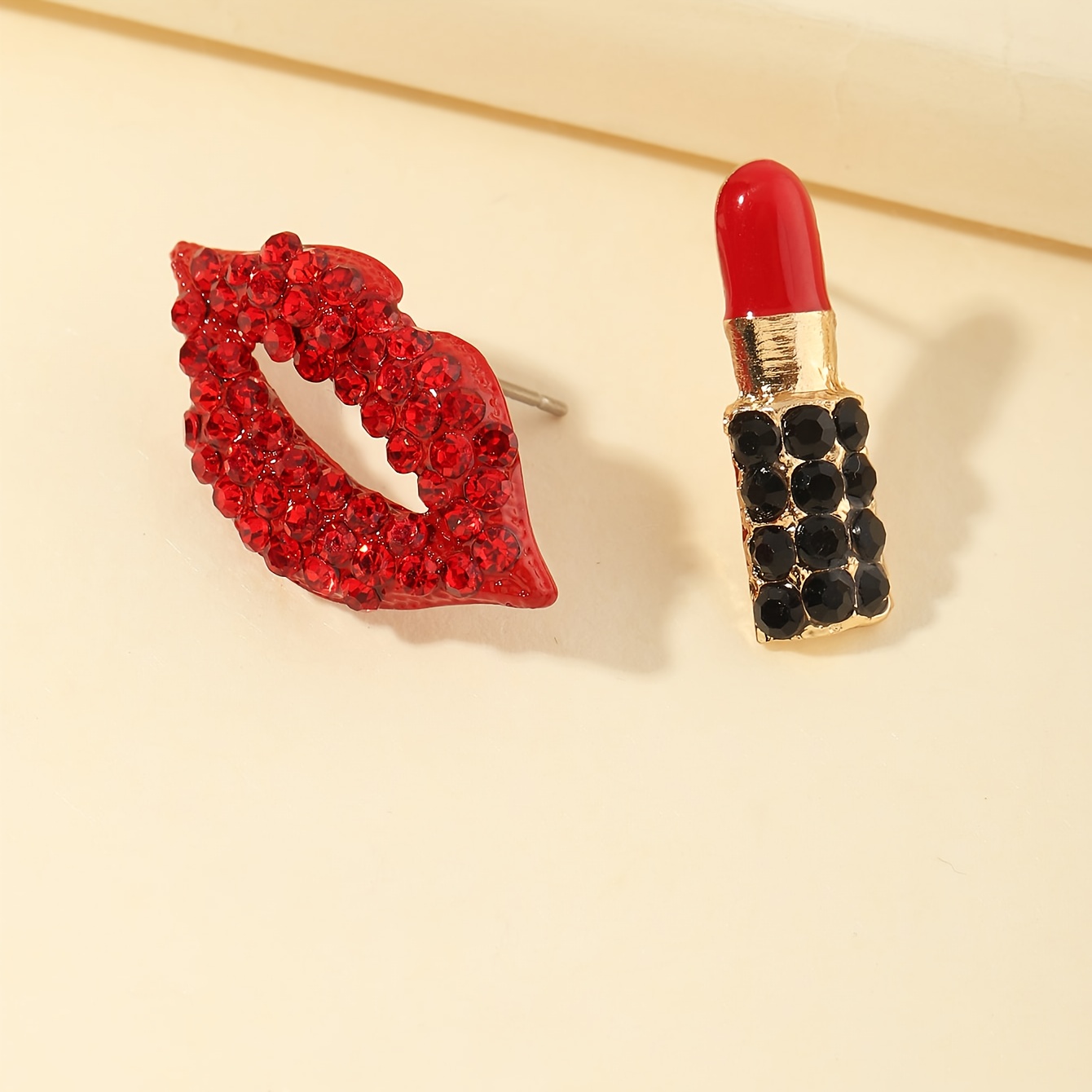 TEMU 1 Pair Of Women's Fashion Stud Earrings With Irregular Lipstick Lip Design And Accents, Suitable For Vacation, Casual, And Daily Wear