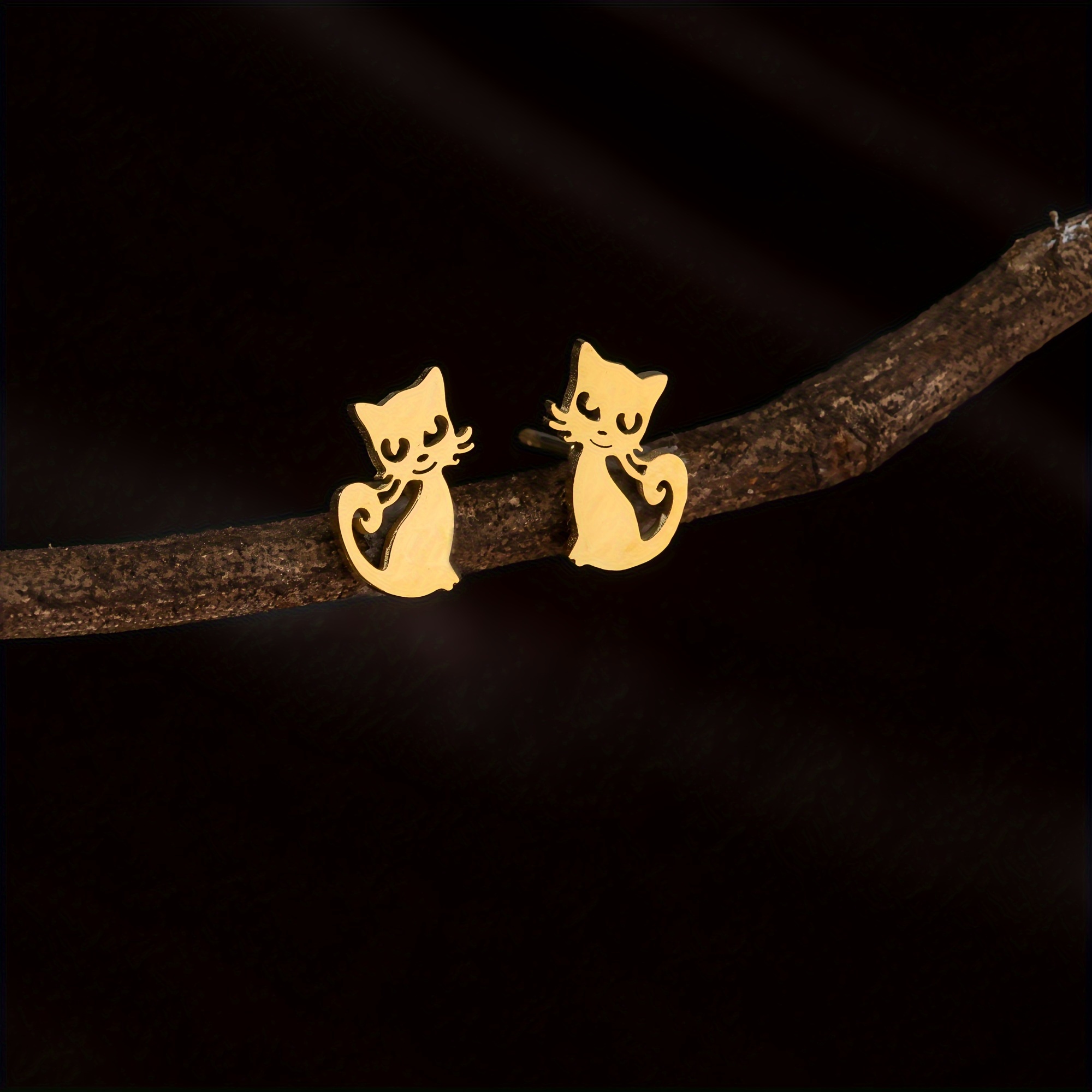 

1 Paire de Boucles d'Oreilles Clous Chat Mignon de Dessin Animé, Bijoux d'Oreilles de Chat en Acier Inoxydable Simple pour Femmes