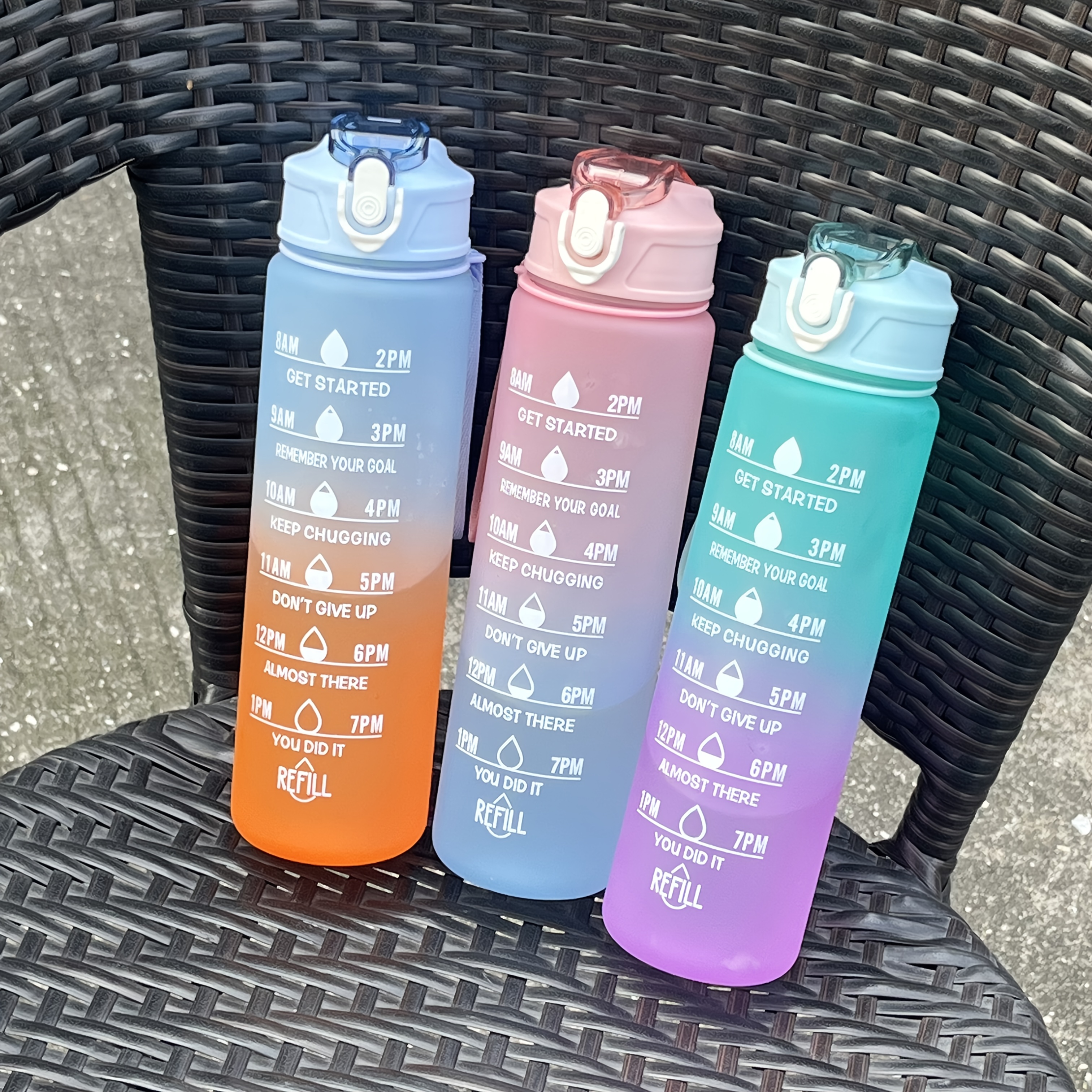 750ml   large capacity sports water bottle plastic cup with carry strap time marker straw cup outdoor sports cup sports water bottle 750ml