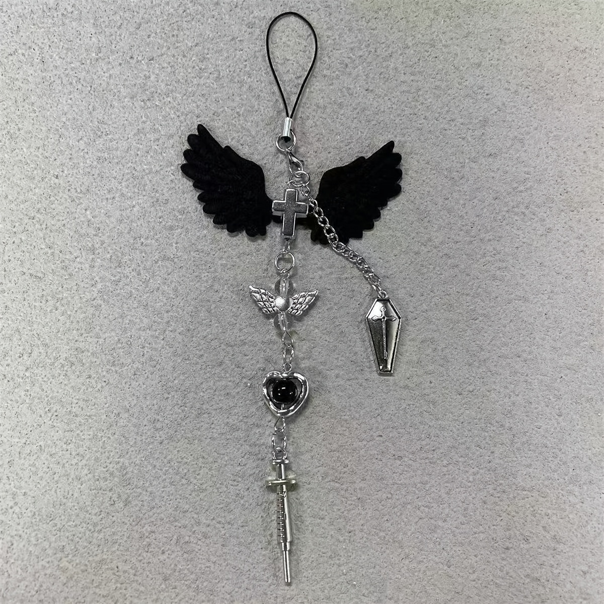 1 And Creative Gothic-style Black Heart-shaped Winged Mobile Phone Strap For Halloween, Ccd Charm, Bag Charm, Versatile And Stylish Mobile Phone Accessory