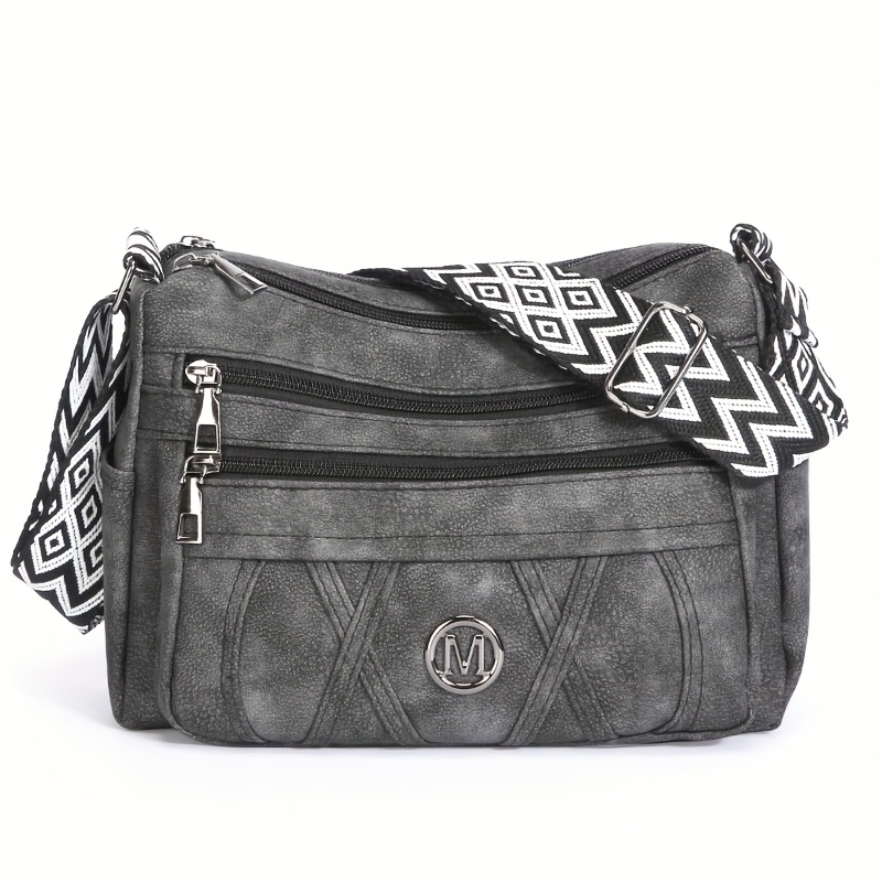 Image of Fashionable And Minimalist Women' With Multiple Pockets, A Casual And Versatile Shoulder Bag Featuring A Metal Logo Design. Made Of High-quality Pu Material, Durable And Resistant To Wear