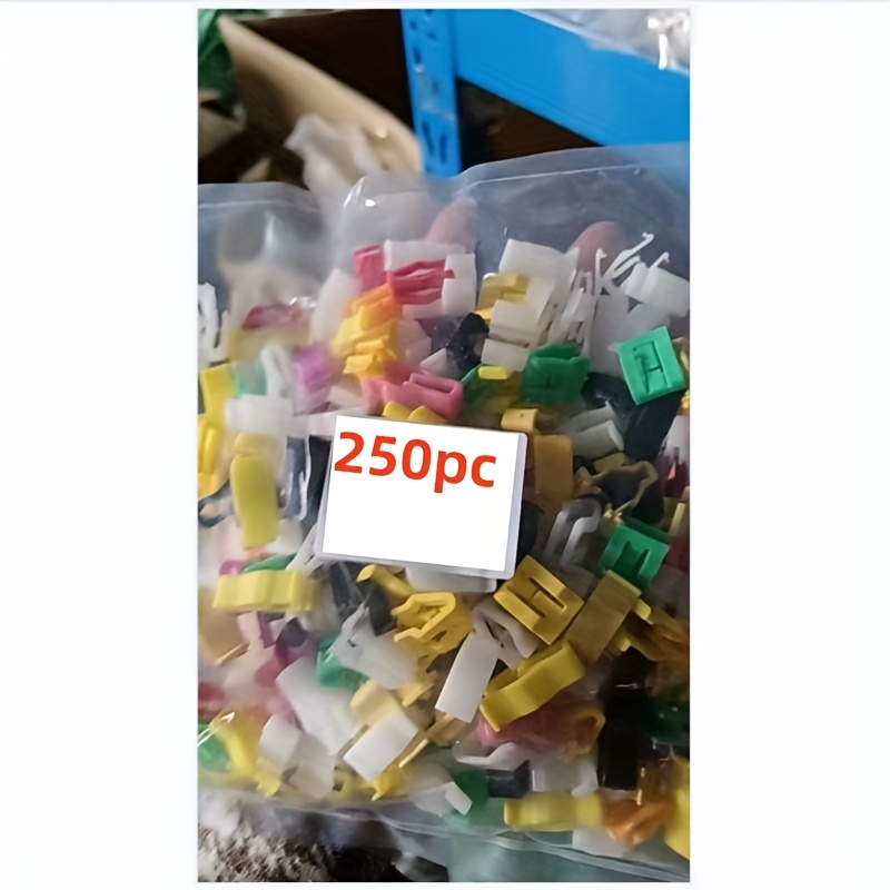 TEMU 250pcs Clips de Sujeción Plásticos para Decoración del Panel de Consola y DVD CD en el Salpicadero Universal, Piezas de Fijación para Coche