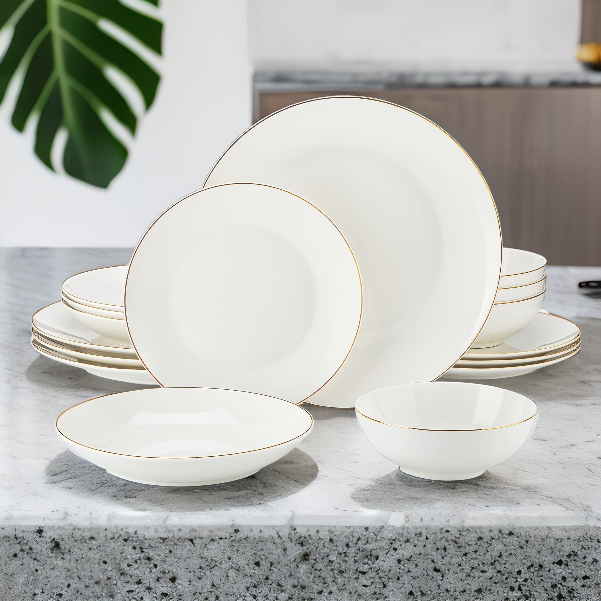 E-shop Weißes Geschirrset, 16-teiliges Teller- und Schüsselset mit goldenem Rand, cremeweißer Teller für Dessert, Suppe und kleine Flocken-Schüssel,