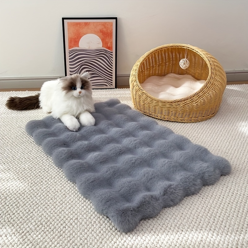 Image of Faux Rabbit Solid Color Cream Style Bubble Plush Pet Mat, Soft And Warm Smooth Usable Kawaii Small Animal Sleeping Flat Mat, Nest Mat, And Other Decorative Small Floor Mats
