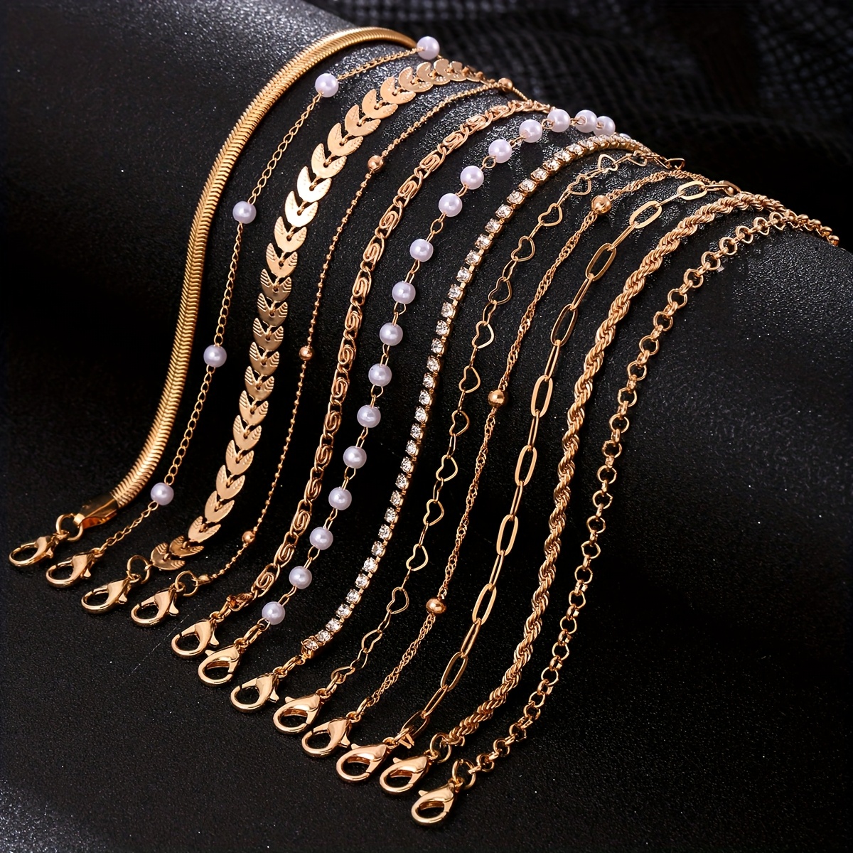 E-shop 12-teiliges elegantes Armband-Set mit , Weizenkette und Schlangenkettchen – Herzglieder-Mehrschicht-Armbänder mit Strasssteinen im Bohemian