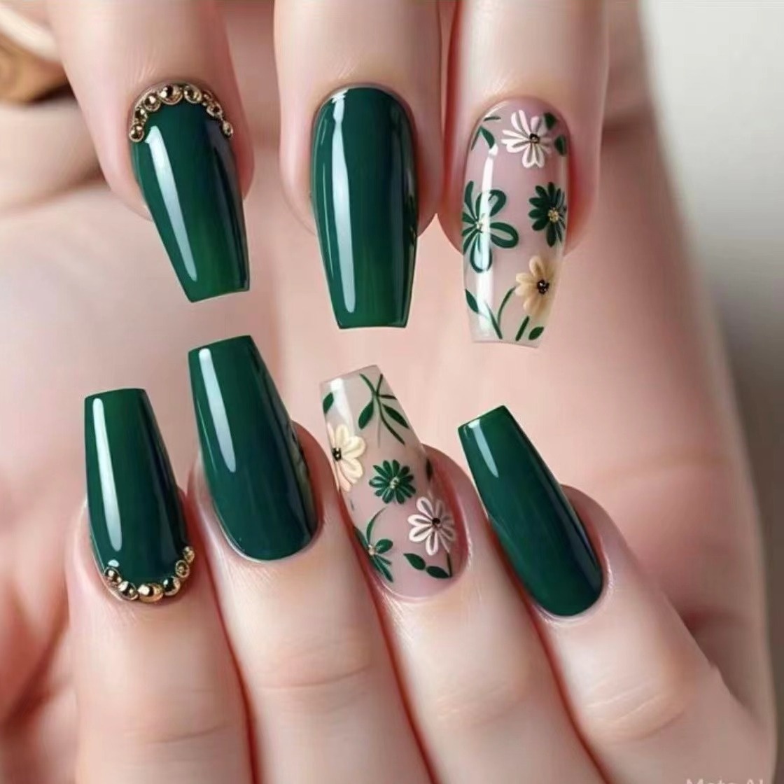 E-shop Damen Zehennägel Grün Nude Ballett Form Nagelkunst Mid-Stage mit Unifarben und kleinen Wildblumenmustern und 10 Stück Goldene Perlen Verzierung