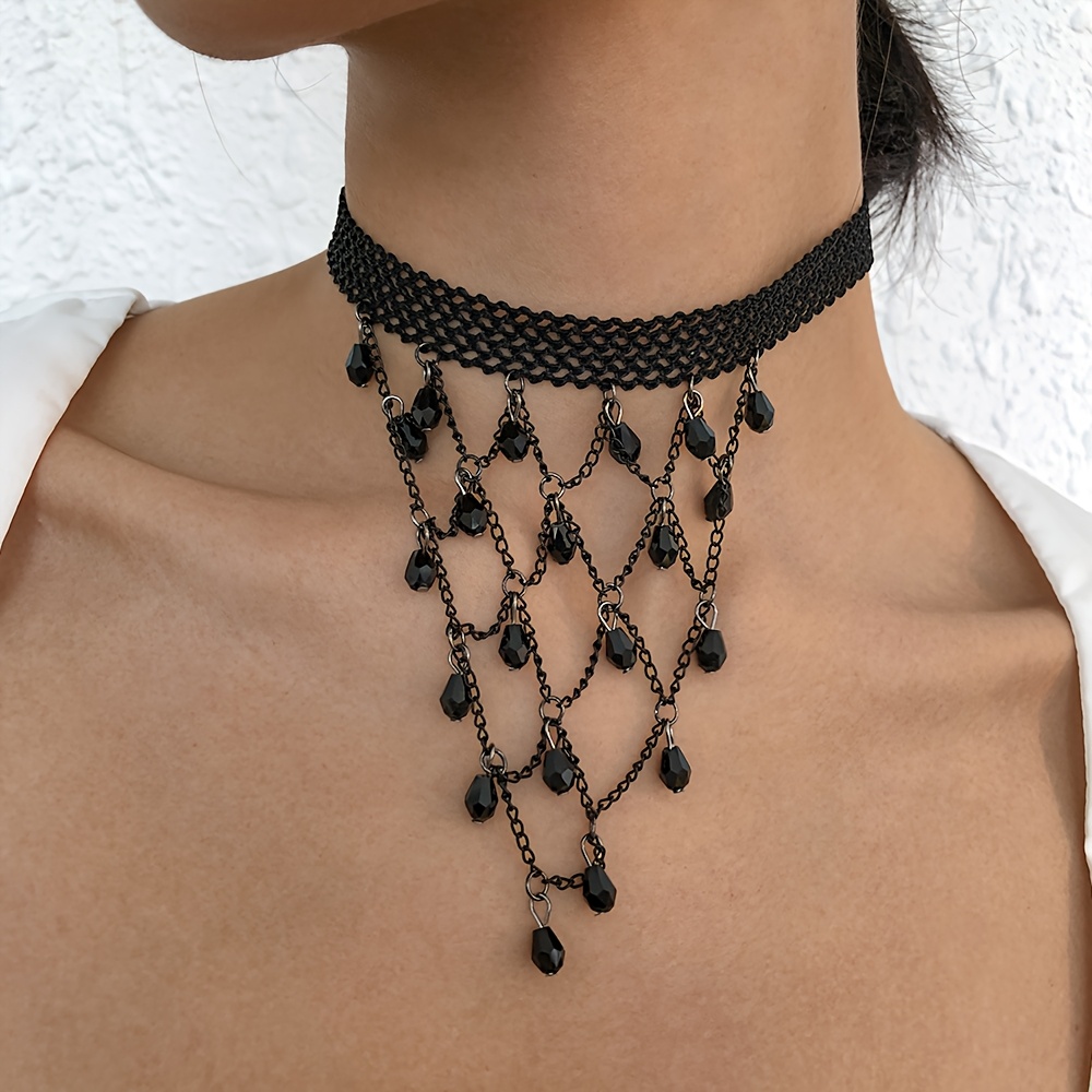 TEMU Collier en dentelle gothique , pendentif à franges géométrique triangulaire creux pour femmes, chaîne clavicule