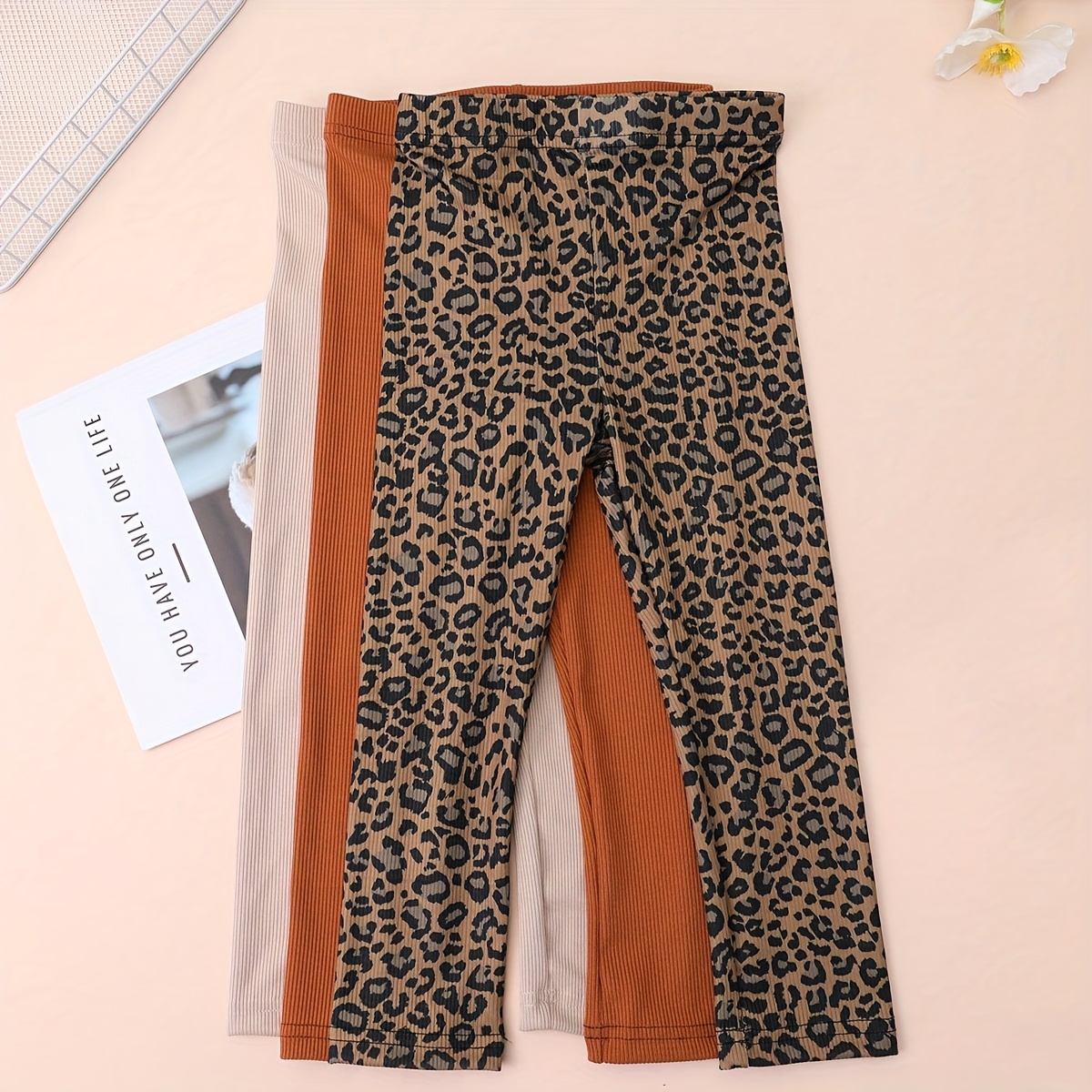 E-shop 3-teiliges Mädchen-Set: Weiche, atmungsaktive Knöchel-Leggings für Frühling/Herbst, vielseitige, modische Strumpfhosen mit Leopardenmuster und