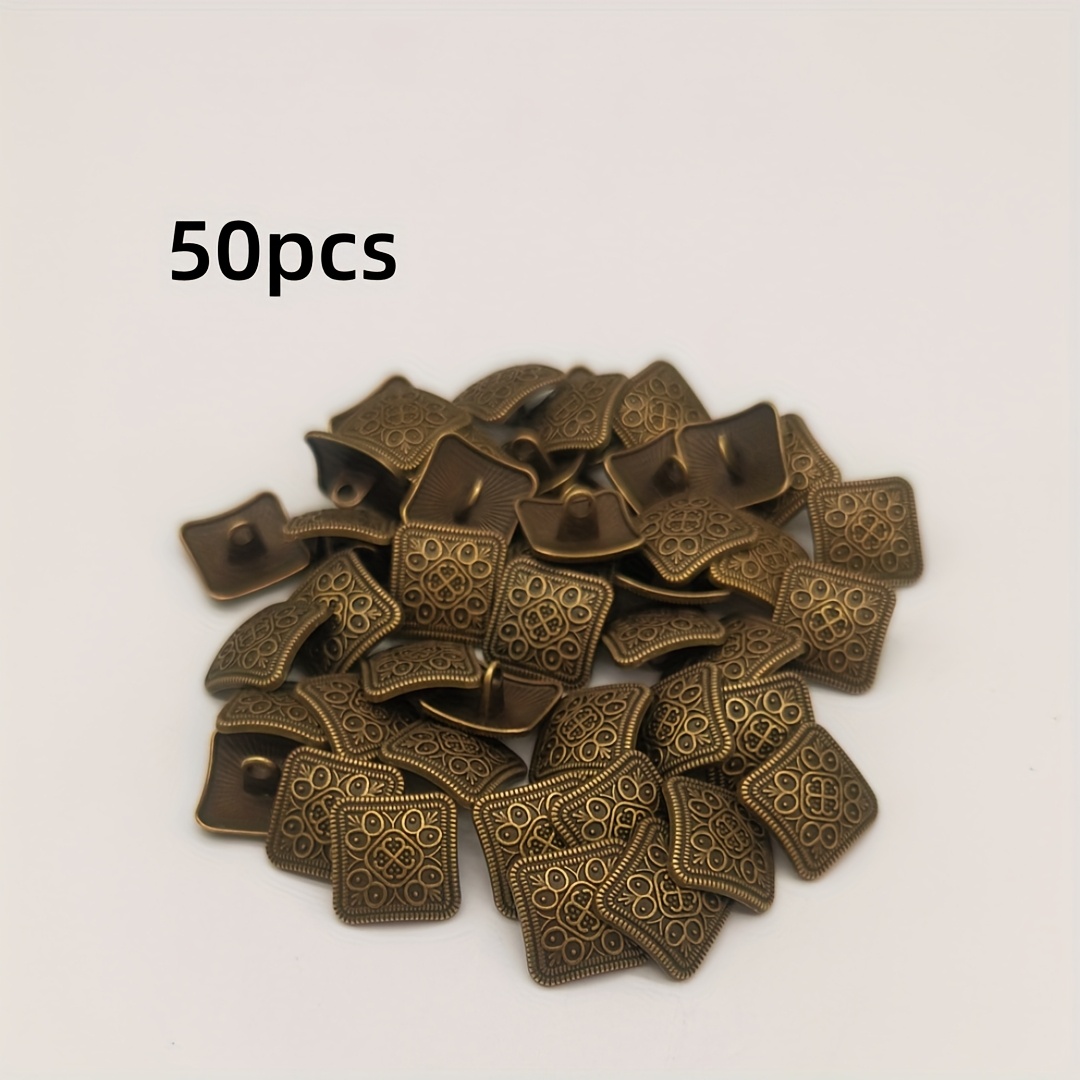/50/100 kosov Retro Gumb za Plašč Kvadratni Goblasti Cvetlični Vzorec Gumb iz Cinkove Zlitine Kovinski 13Mm * 13Mm