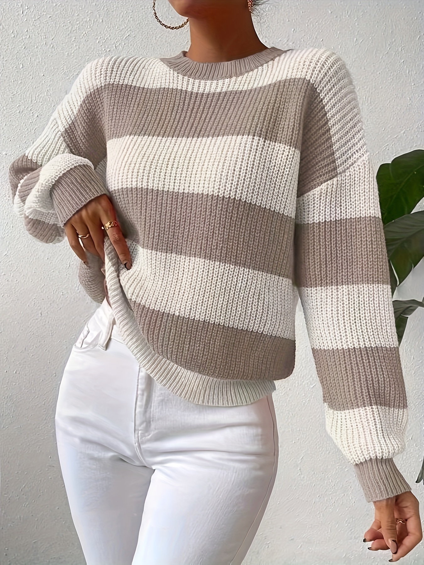 Women's Elegant Striped Sweater - Soft Round Neck Long Sleeve Winter Blouse, Cozy Loose Fit Sweaters for Fall/Winter, Casual & Semi-Formal Wear (Suitable for Euro-American