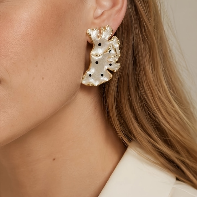 Women's Vintage Bohemian Petal Stud Earrings, Blush Polka Dot