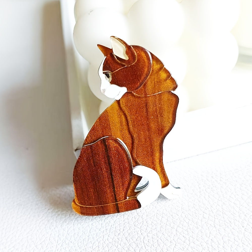 

Elegant Acrylic Cat Brooch, Vintage-inspired Handcrafted Cartoon Pin, Fashion Accessory For Scarves And Jackets, Cute Animal Shaped Brooch With Simulation Modeling Theme