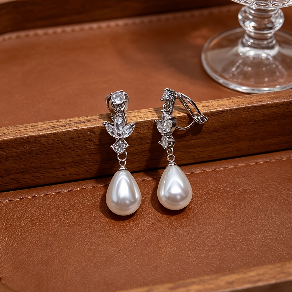 TEMU Light Luxury Leaf Zirconia Inlaid Teardrop Faux Pearl Clip On Earrings, No Piercing Long Dangle French Style Versatile