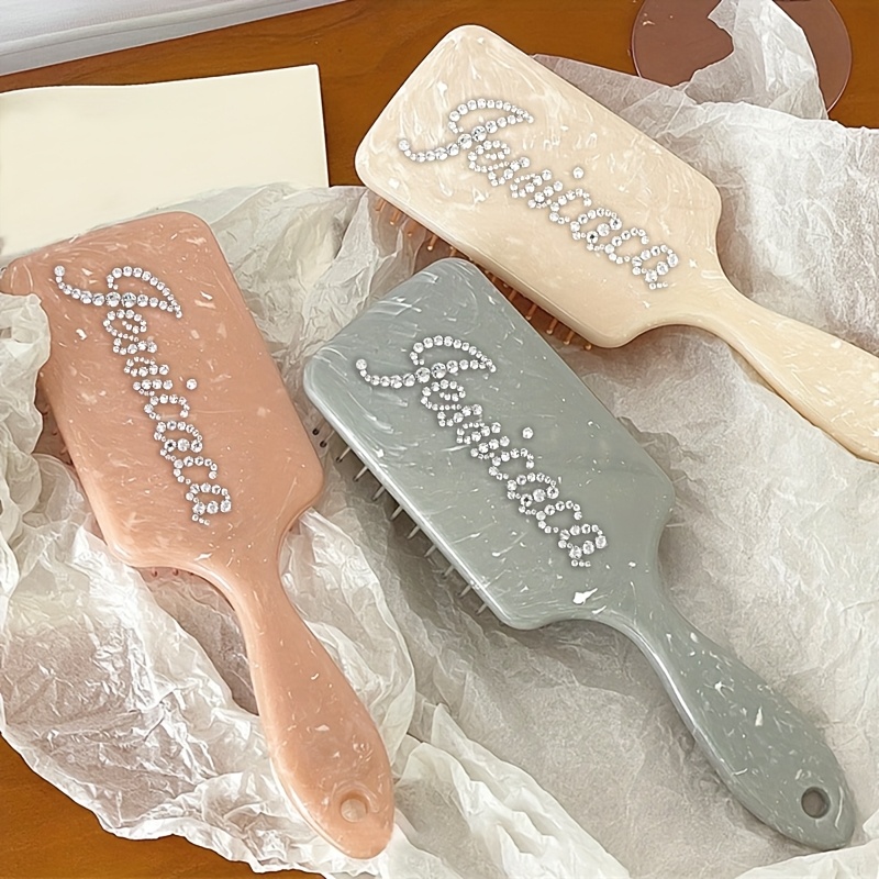 

Brosse à Cheveux Personnalisée avec Manche en Acrylique, Brosse à Pagaie avec Lettres en Strass, Airbag, Cadeau pour Jeunes Filles, Mariées, d', Fête de la Saint-Valentin, , Cadeau Rose