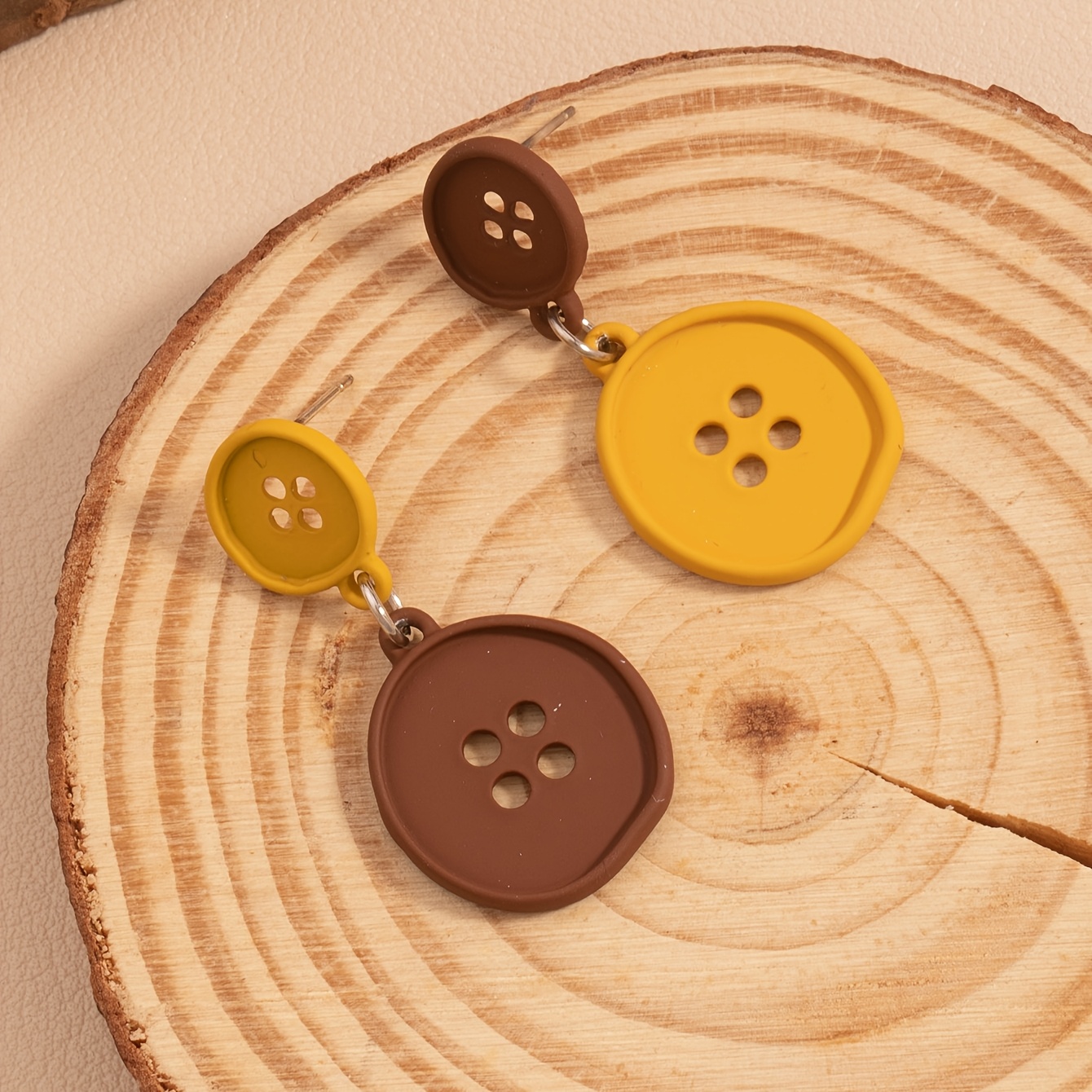 TEMU A Pair Of Retro Countryside Style Button Design For Women's Versatile Earrings