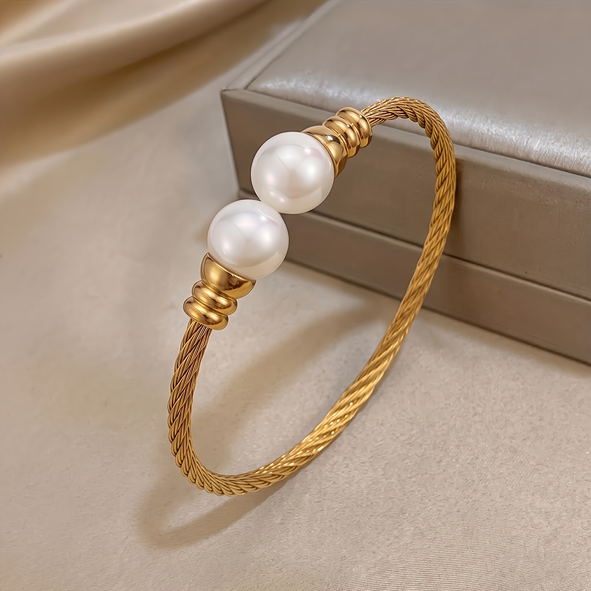 3pc Retro Warm-Toned 18K Golden Plated Bangle Set