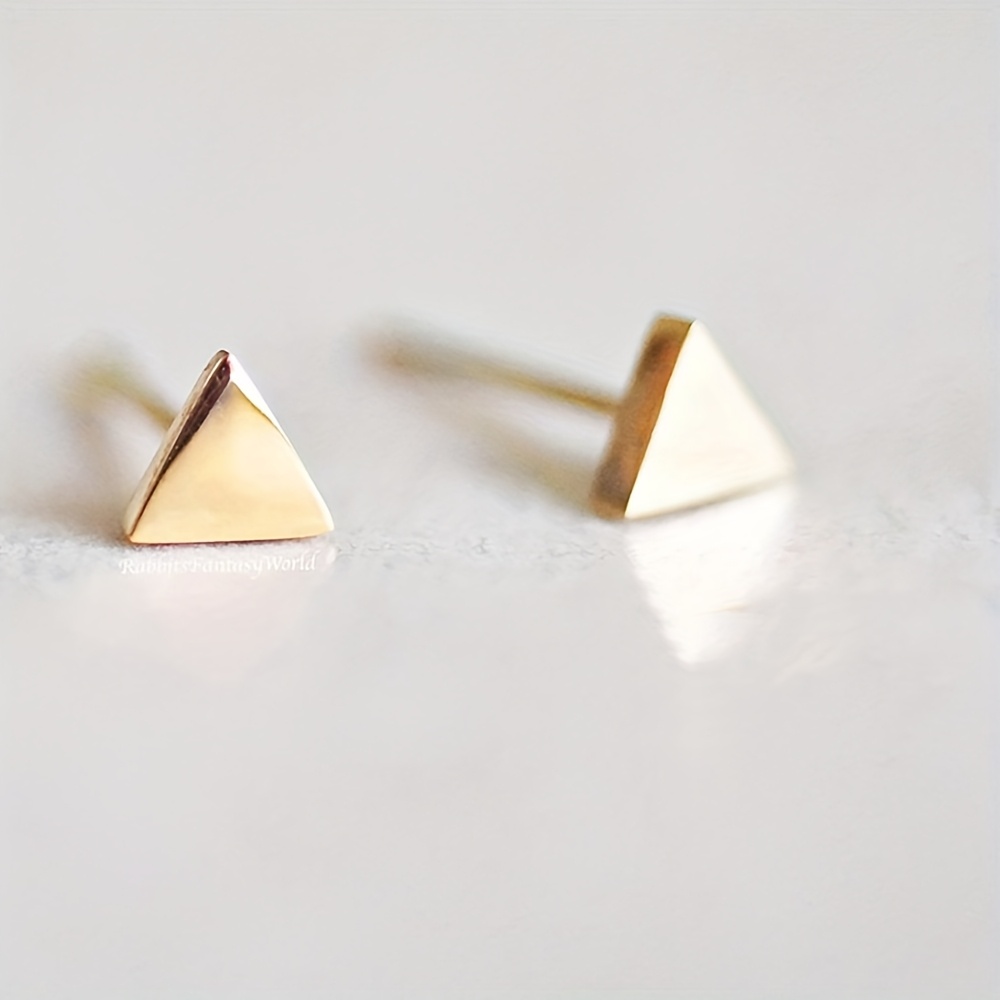 1 Pair Of Mini Stainless Steel Ear Studs For Ear Piercing, Stylish And Trendy Triangular Design