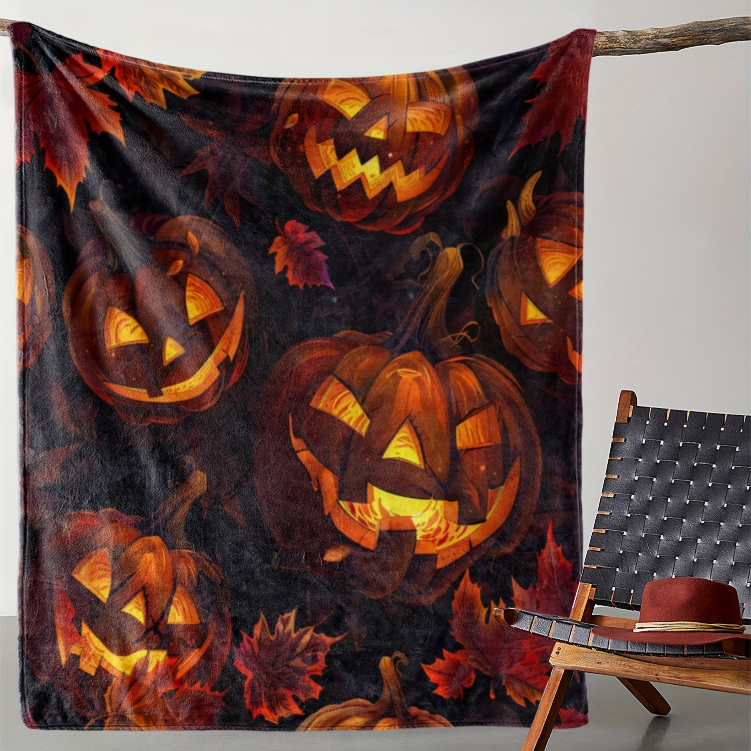 

Vintage Halloween Pumpkin Face Print Flannel Throw Blanket - Cozy, Warm Soft Fleece Cover For Sofa, Bed, Car, Office, Camping, Travel - All-season Polyester Weave, Unique Home Decor Gift