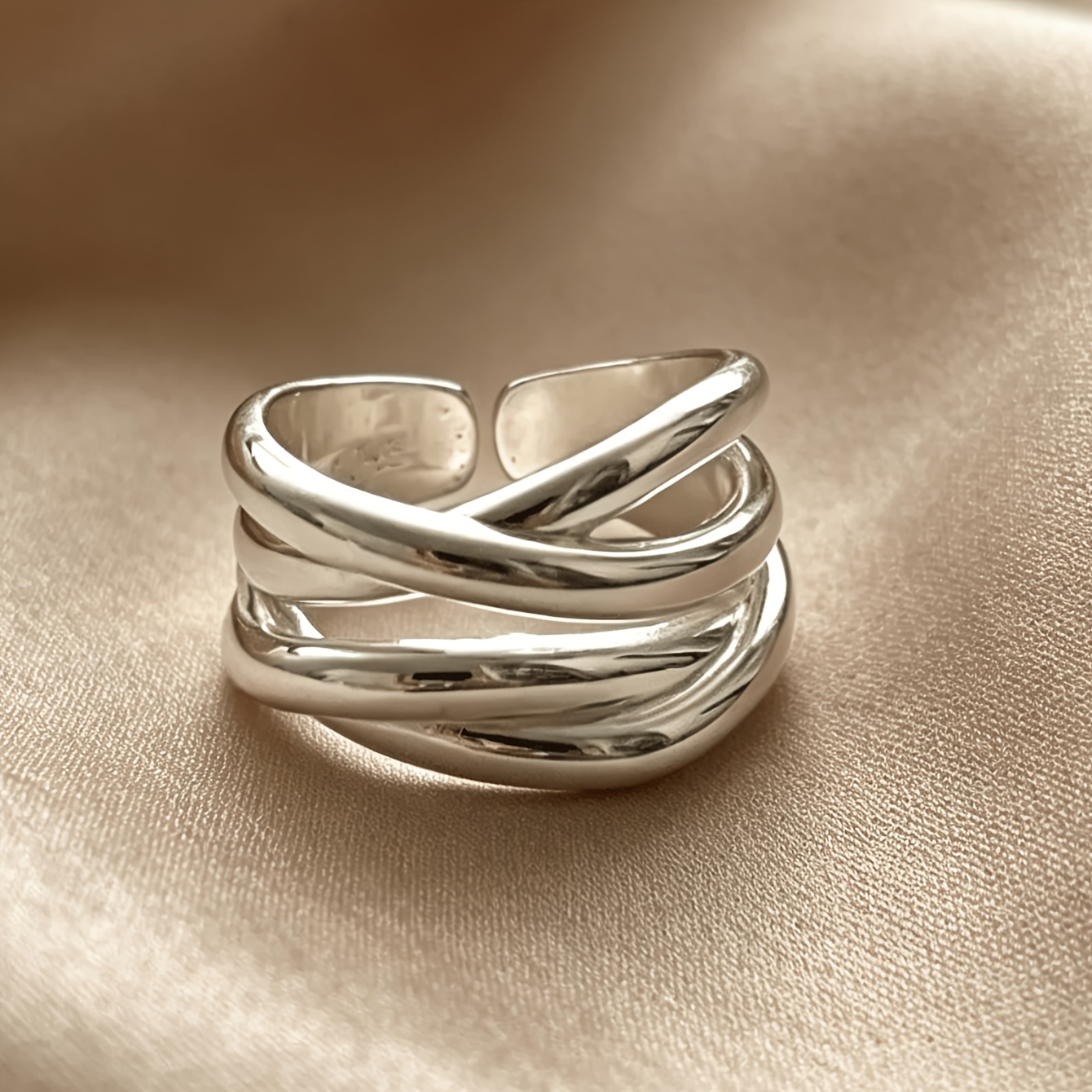 TEMU Anillo irregular de cruzada de , un accesorio elegante, versátil y para mujer. Adecuado para desplazamientos diarios y ocasiones especiales, se