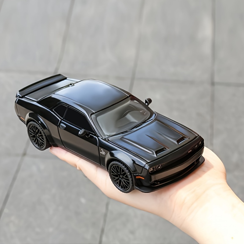 

Sleek Black 1:24 Scale Die-cast Sports Car Model With Realistic & Lighting Features - Ideal Birthday Or Christmas Gift For Car Enthusiasts