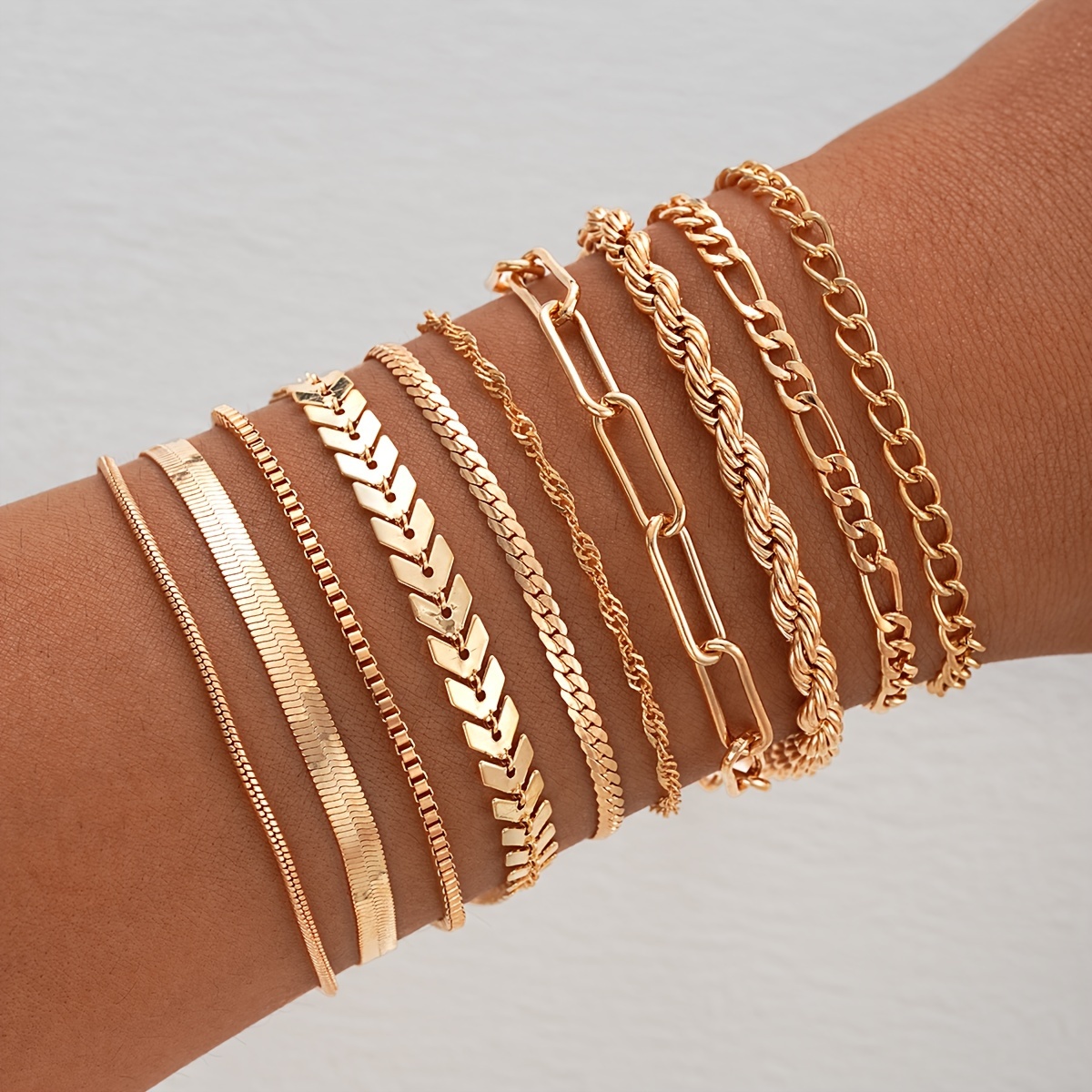 

10 Pcs Golden Bracelet Stack For Women, Elegant & Sexy Layered Bangle Collection, Fashion Jewelry For Daily Wear And Parties