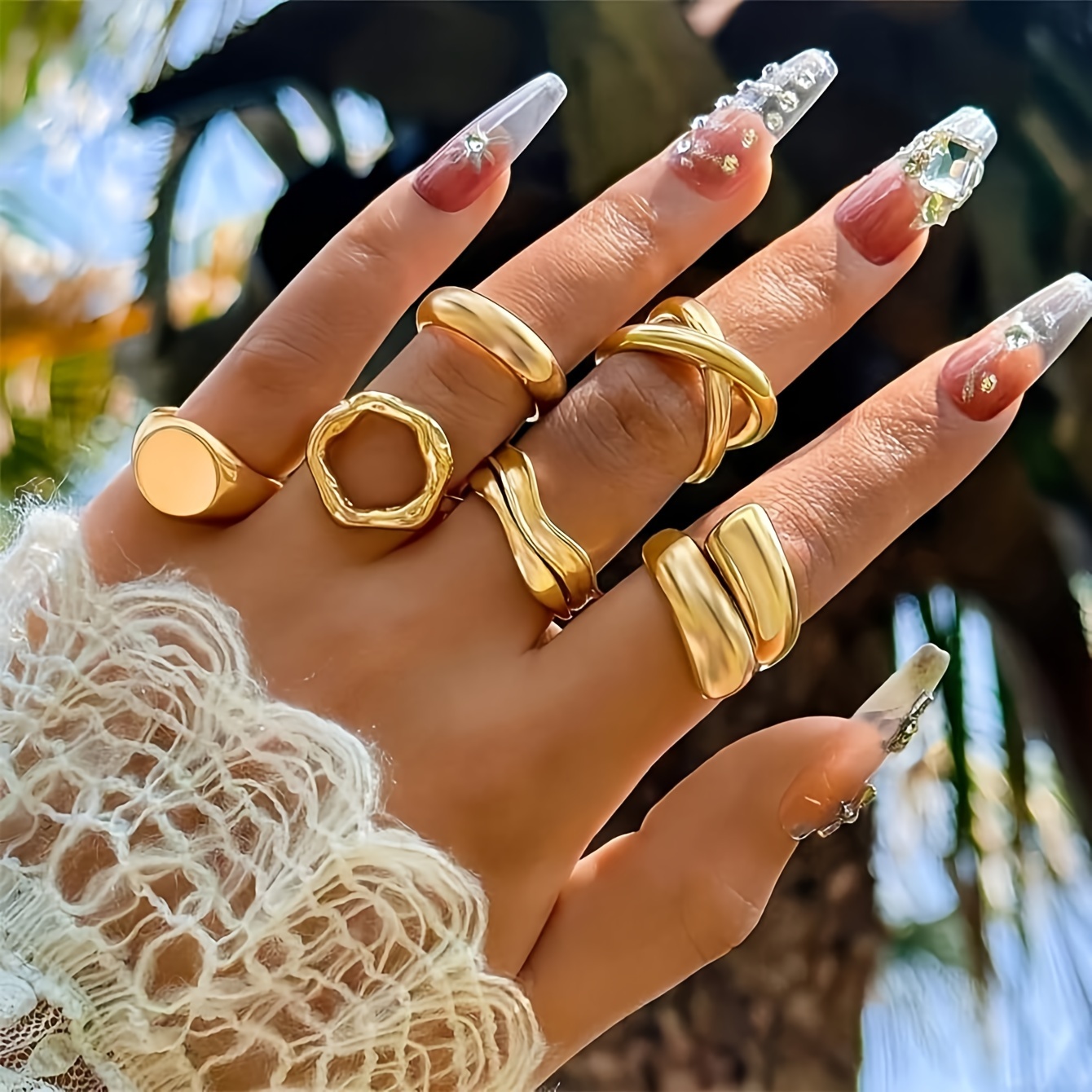 6pcs Vintage Geometric Irregular Line Cross Hollow Out Layer Ring Set