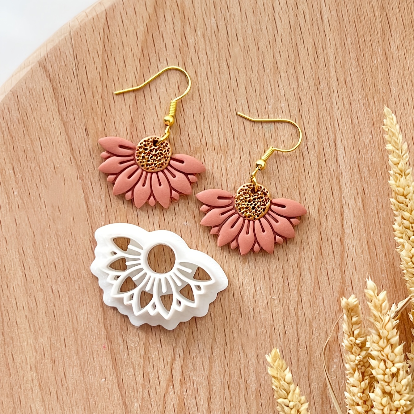 TEMU Delicate Floral Polymer Clay Cutter, Boho Clay Earring Cutter For Polymer Clay Jewelry Making, Polymer Clay Stud Earring Stamp Making Tool, Clay