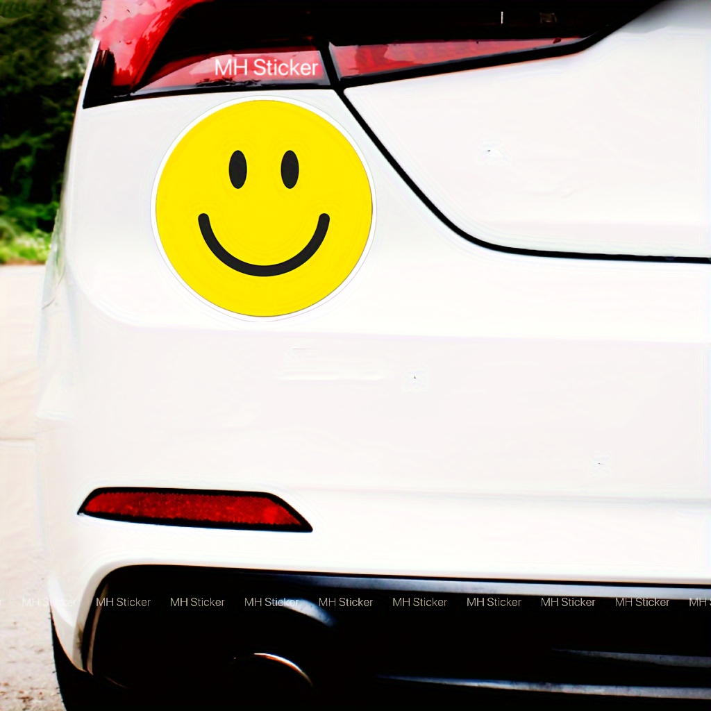 

1pc Cartoon Happy Face Vinyl Decal Sticker For Laptops, Walls, Cars, Windows, Trucks, Bumpers, Refrigerators - Round Matte Finish Single-use Adhesive With Plastic Surface Compatibility