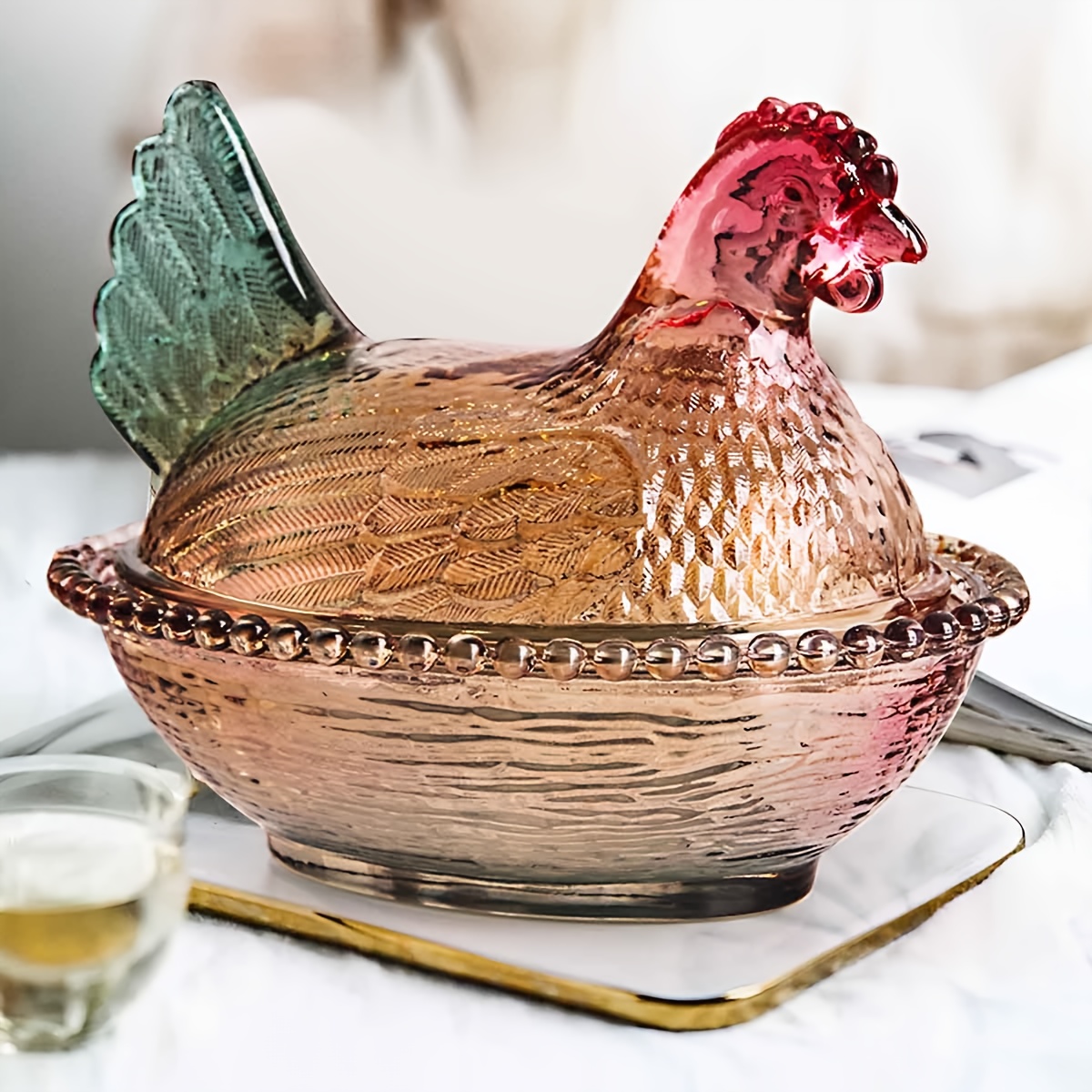 Glass Jar Shaped Like A Chicken, Perfect For Storing Food, Featuring A Lid And Designed For Candy Or Other Treats, Ideal For A Kitchen With Theme