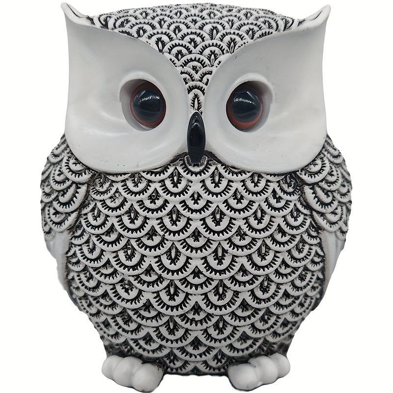 A Single Piece Of -style Resin Craft, This Resin Material Holiday Decoration Features A Small Owl Statue That Used As A Decorative Item For , Bookshelves, Storage Racks, And Gardens
