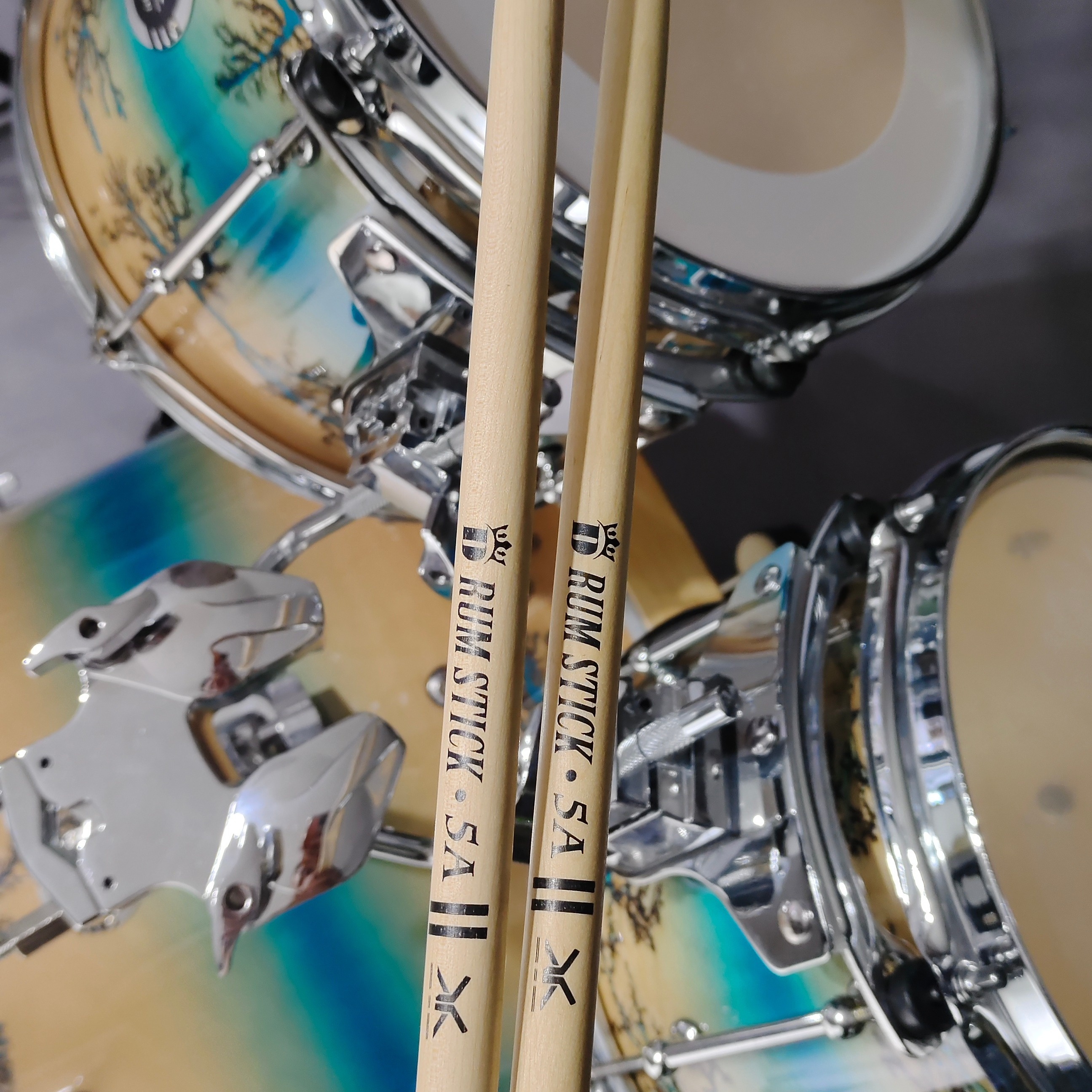 Premium Maple 5A Drumsticks for Electronic Drums, Uncharged Acoustic Drum Sticks for Practice and Performance - Pair