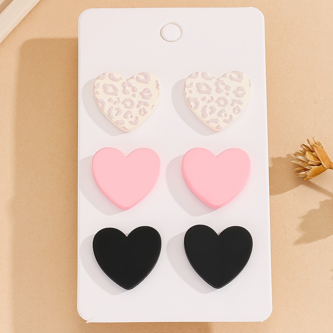 E-shop 3 Paar 1 Karte Schwarz Rosa Leopardenmuster Acryl Herz Ohrringe Sommer Neu Helle Niedliche Retro Schmuck Geschenke
