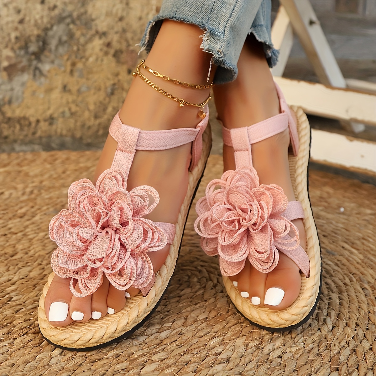 Image of Flower Beach Slippers For Women, 2025 New Style, Outdoor Wear, Stunning Large Floral Flat Seaside Slippers, Women Shoes