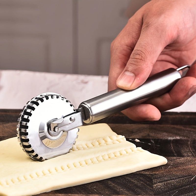 

1pc Stainless Steel Pastry Wheel Cutter - Dumpling Press, Kitchen Tool For Baking Enthusiasts & Students, Ideal Gift For Home Cooks