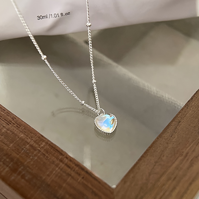 Wild Moonstone Heart Shaped Clavicle Chain Necklace, S925 Silver