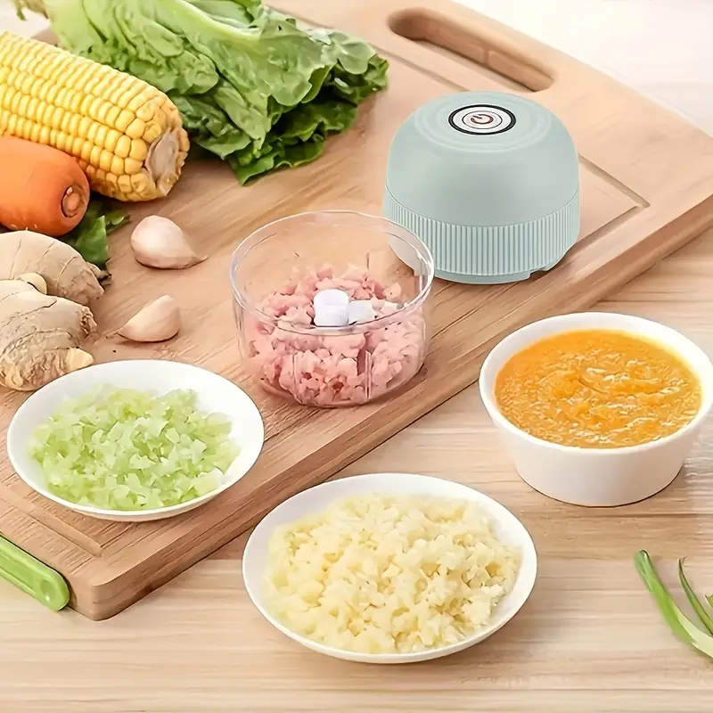 250ml electric mini garlic chopper usb meat grinder garlic crusher sturdy ginger and vegetable crusher with safety for switch thickened chopper Product details 2