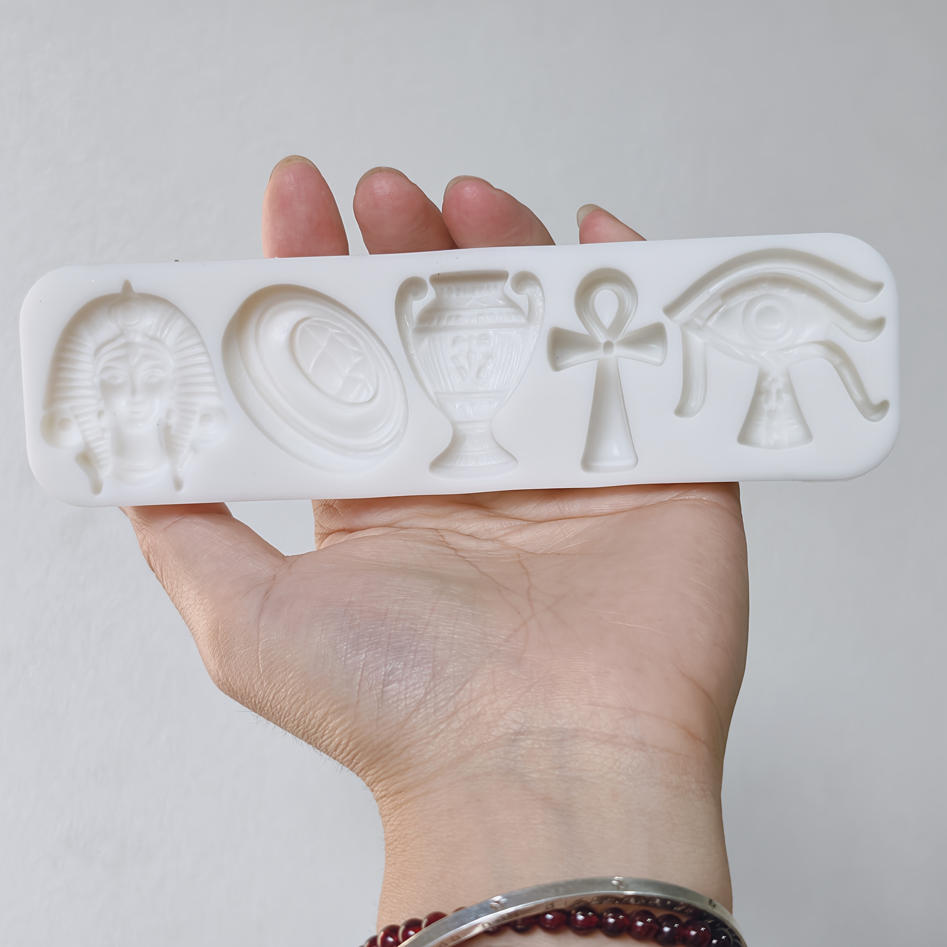 TEMU 1pc Ancient Statue, Gemstone Utensil Cake Decoration Fondant Mold Ethnic Cultural Characteristic Chocolate Silicone Mold High Temperature