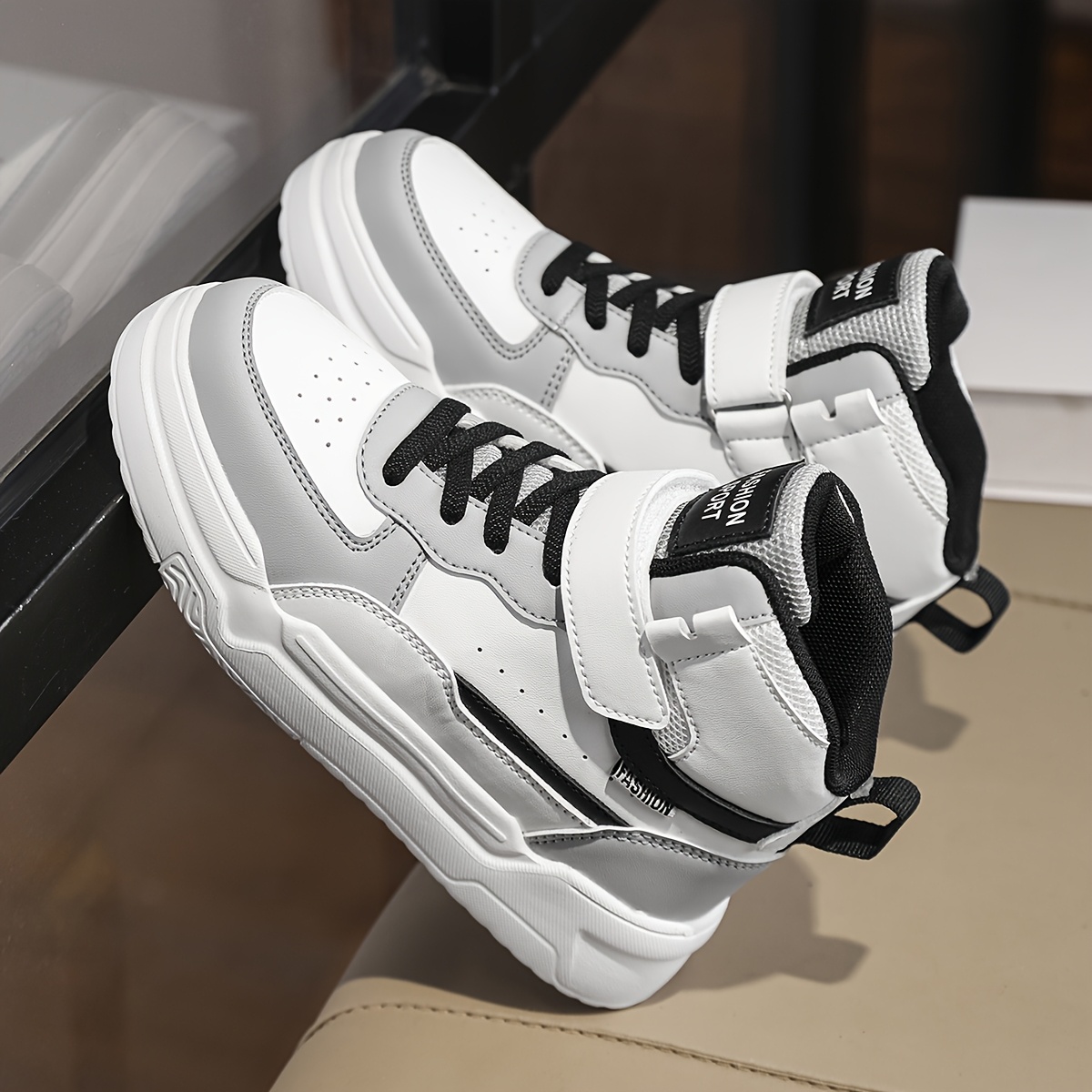 Image of Casual Shoes With Closure Design, Casual Sports Shoes, Daily Outdoor Play, Breathable And Non-slip Shoes