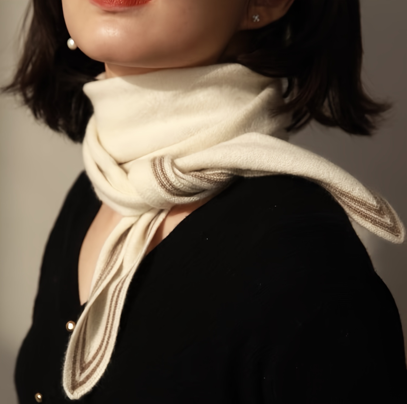 Ultra-Soft Cashmere Scarf: A Two-In-One Versatile Triangular Shawl And Neck Gaiter for Warmth And Comfort