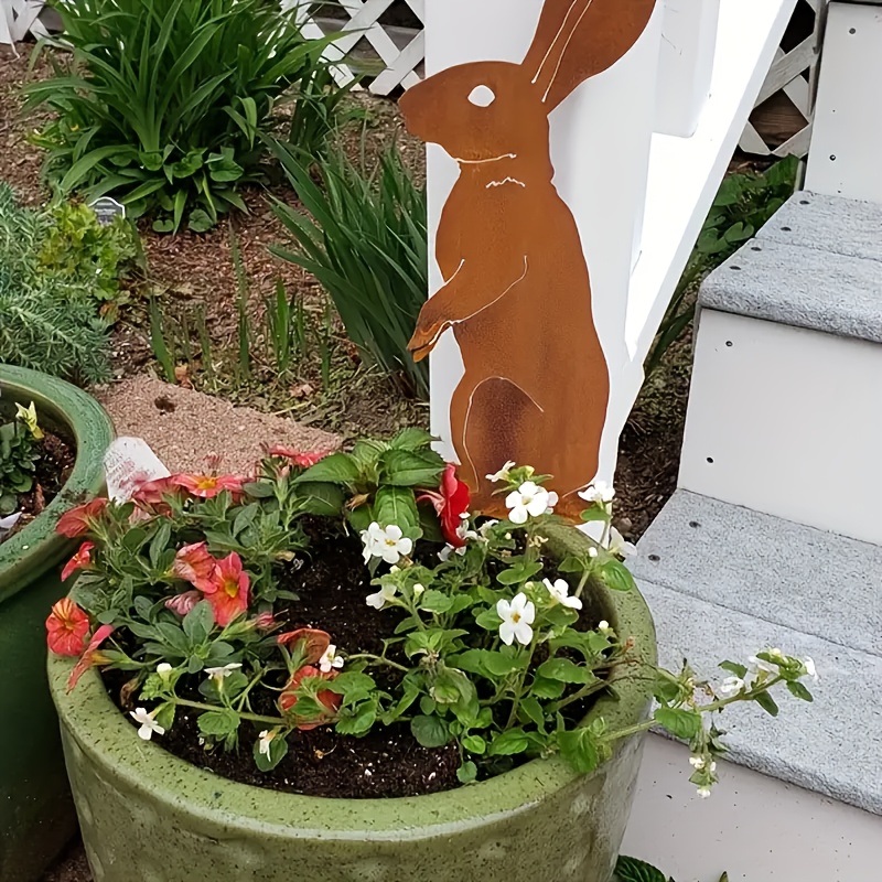 

1pc Rustic Garden Rabbit Silhouette Metal Stake, Iron Animal Theme Outdoor Statue For Lawn And Decoration, No Power Needed