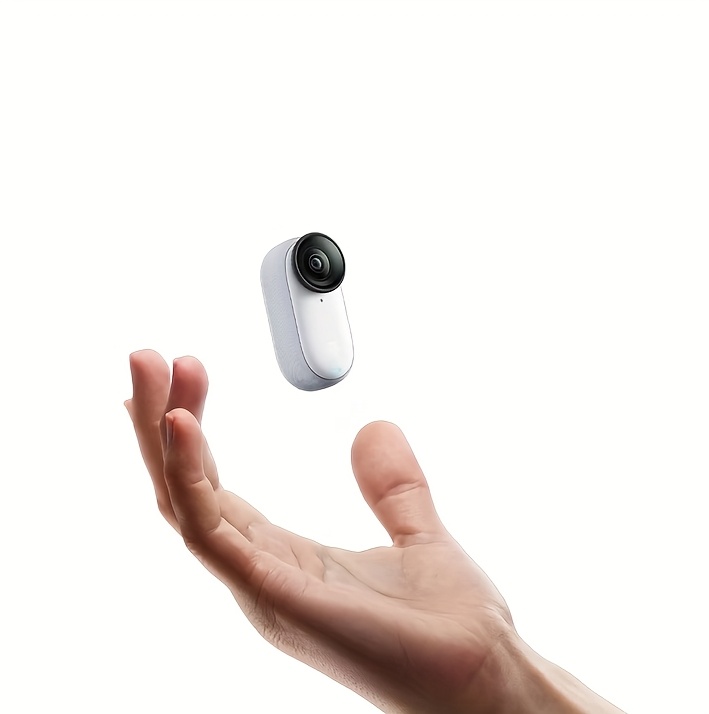 Insta360 GO 3S – a 4K Mini Camera That Is Portable And Multifunctional, Allowing for Hands-Free Use, Supports First-Person Perspective (POV), Can Be Mounted Anywhere, And Features Stabilization