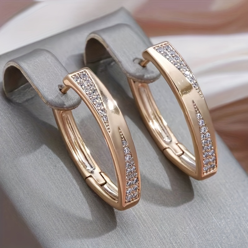 Image of 1 Pair Of Fashionable Golden And White Gemstone Cross-ring Earrings For Women's Retro Wedding Jewelry. Luxurious Pendant Earrings Are Perfect For Pretend Games And Ideal For Winter And Year