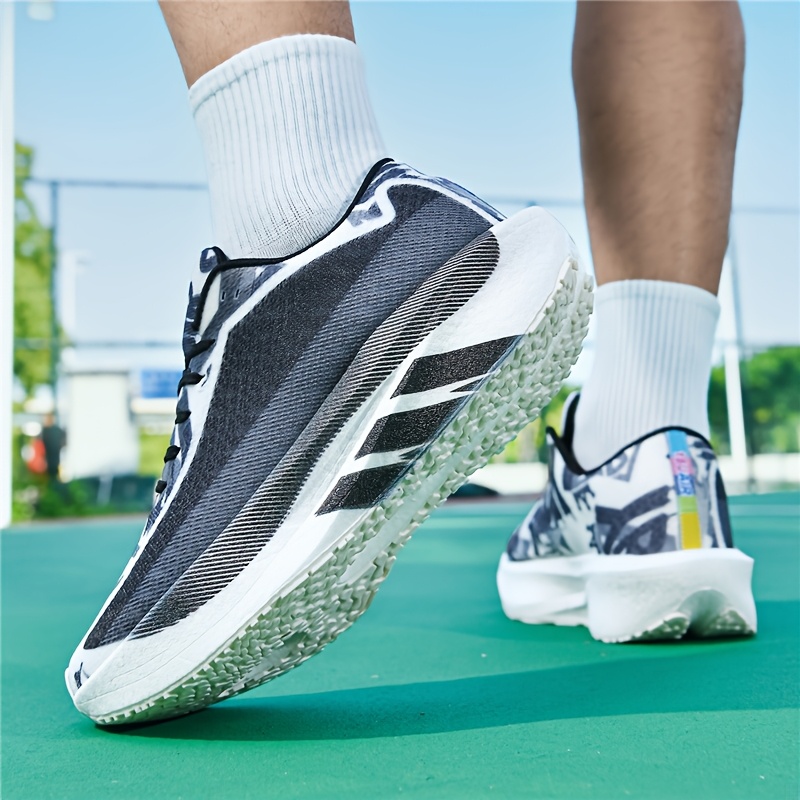 Sneakers, Lightweight and Breathable, with Rebound Cushioning, Professional Carbon Plate Running Shoes for Couples