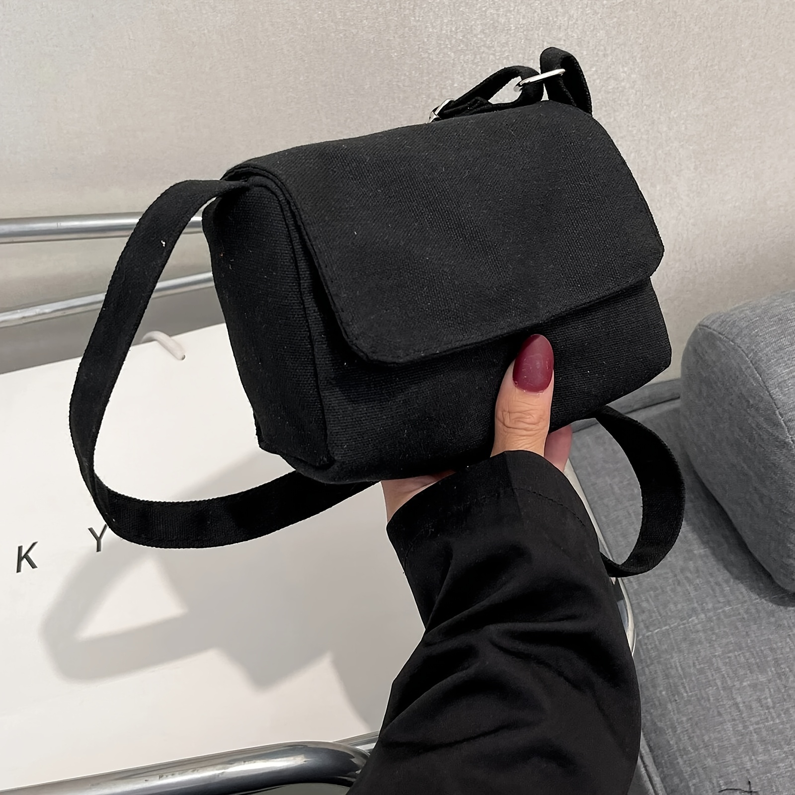 TEMU おしゃれなミニショルダーバッグ、軽量ナイロンクロスボディバッグ、女性用カジュアルアウトドアバッグ、日常使いに最適ななナイロンミニショルダーバッグ、女性用クロスボディバッグ