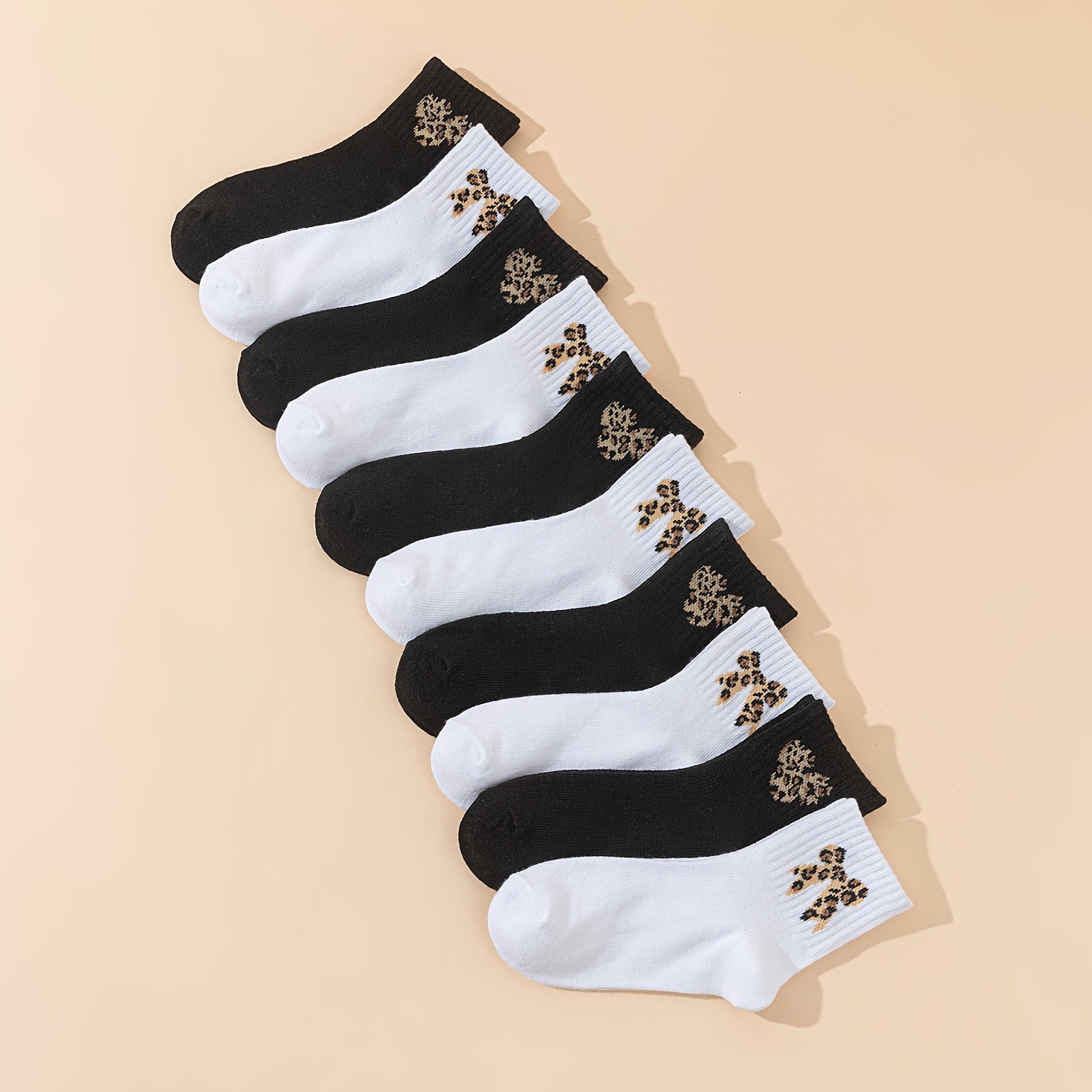 E-shop 10 Paar Stilvolle und Niedliche Kindersocken mit Schwarz-Weißem Leopardenmuster, und Schleifenmotiv - Mittellang