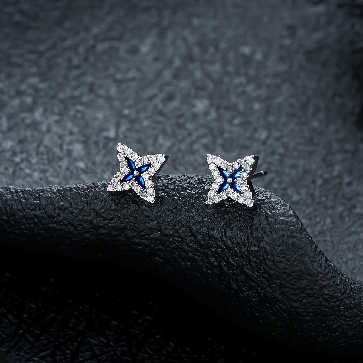 TEMU 2pcs Earrings Men's Hip-hop Niche Design Sense Individual Men's -match Jewelry Suitable For Daily Wear, Without Battery