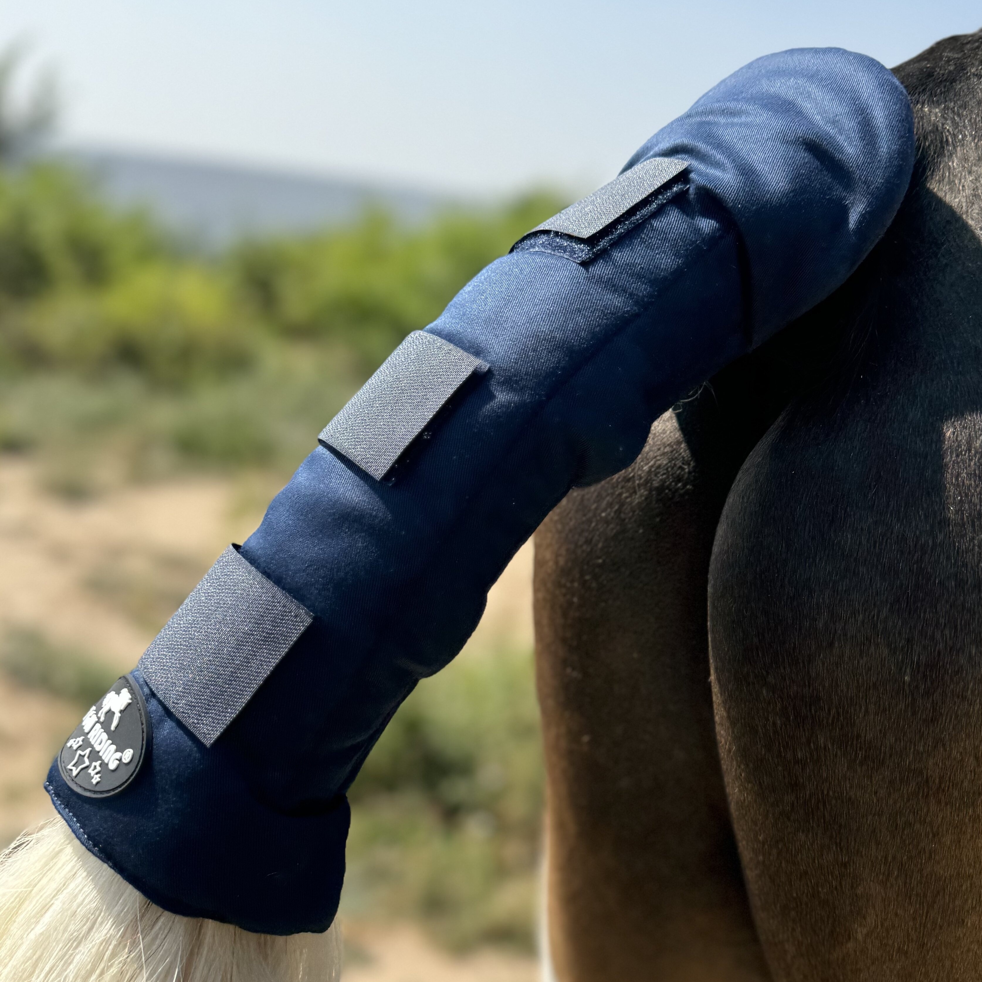 

Polyester Protector Bag With Adjustable Strap - Blue, Weather-resistant Equestrian Gear For , Horse Accessories