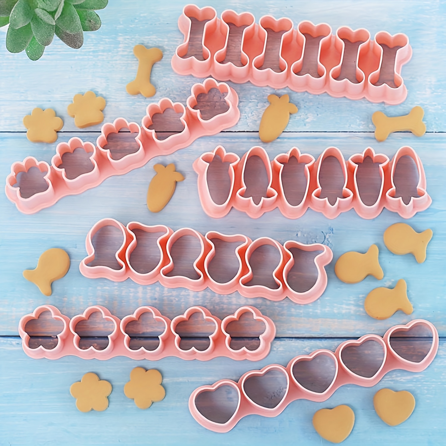 

Mini Cookie Cutter Set Of 6, Fish/carrot/heart//cat Paw Shaped Food Molds, For Baking Snacks/caramels/cookies, Handmade Baking