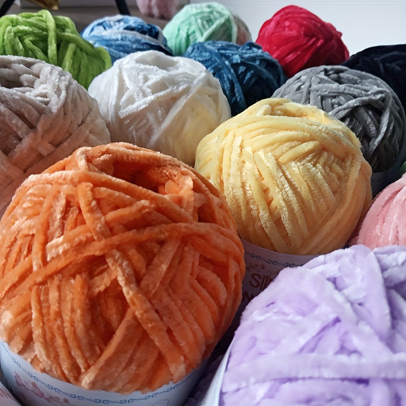 

6 Balls Of Mixed Color All-polyester Chenille, 6*50g, 300g Per Bag, About 80m Per Ball, Hand-woven For Bags, Dolls And Hats, Plain Color, Soft Fancy Yarn