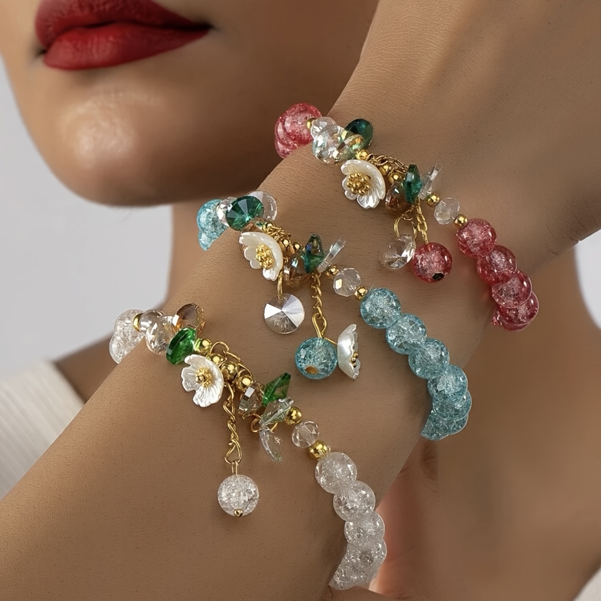 

3 Pcs Set Of Exquisite Flower Beads Design Bracelet Bohemian Elegant Style Exquisite Friends Hand String